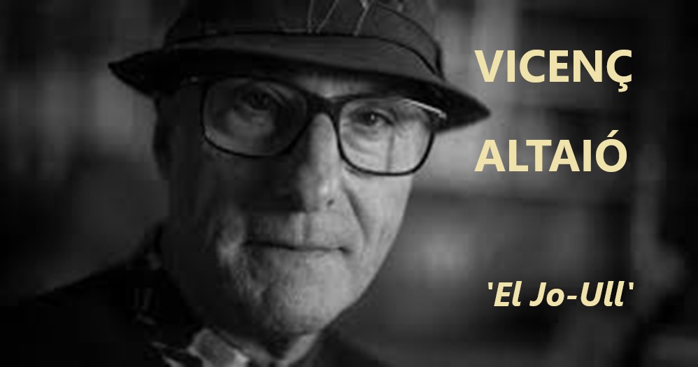 UmbertRexach's tweet photo. "El jo-ull" no és només un poemari, és el resultat de la col·laboració entre l’Altaió poeta i el Carr escultor entre els anys 1988 i 2009.
Escoltem el poema "El naixement del 3 venint del 2" en la veu de l'autor:
https://t.co/EIEH0igUA7 https://t.co/x9M8fhAteH