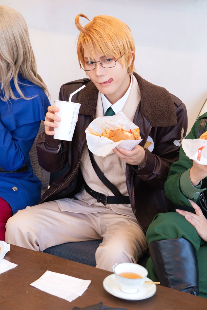 ryohei_cos's tweet photo. 【コスプレ】

ヘタリア
🇺🇸
ハンバーガー！！

📷178さん（@178_ph ） https://t.co/EUYwHNqsOv