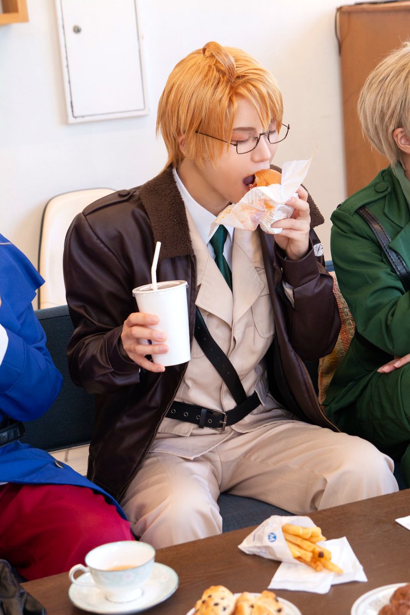 ryohei_cos's tweet photo. 【コスプレ】

ヘタリア
🇺🇸
ハンバーガー！！

📷178さん（@178_ph ） https://t.co/EUYwHNqsOv