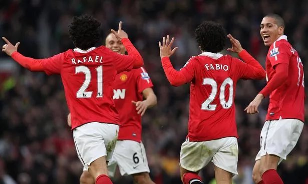 WayneSBarton's tweet photo. @Ofabio3 

Congratulations on a magnificent career. You played all around the world, you played for the Brazil national team, you played for the biggest club in the world, in a Champions League final. You played for @ManUtd in one of our most historic seasons of all time. Your name will forever be associated with one of the greatest achievements in our history.

Of course you are much more than your considerable achievements. You are a man of immense courage, strength, and dedication. 

I am so honoured that I was able to work with you to tell your incredible story. I can’t tell you how much you inspired me when you confided how you would suffer with anxiety before some United matches; how much more I respected you for coping with it and overcoming to achieve so much.

Enjoy your retirement from the game you have given so much. Thank you for the joy you brought to the field and thank you for helping me fall more in love with my football club.