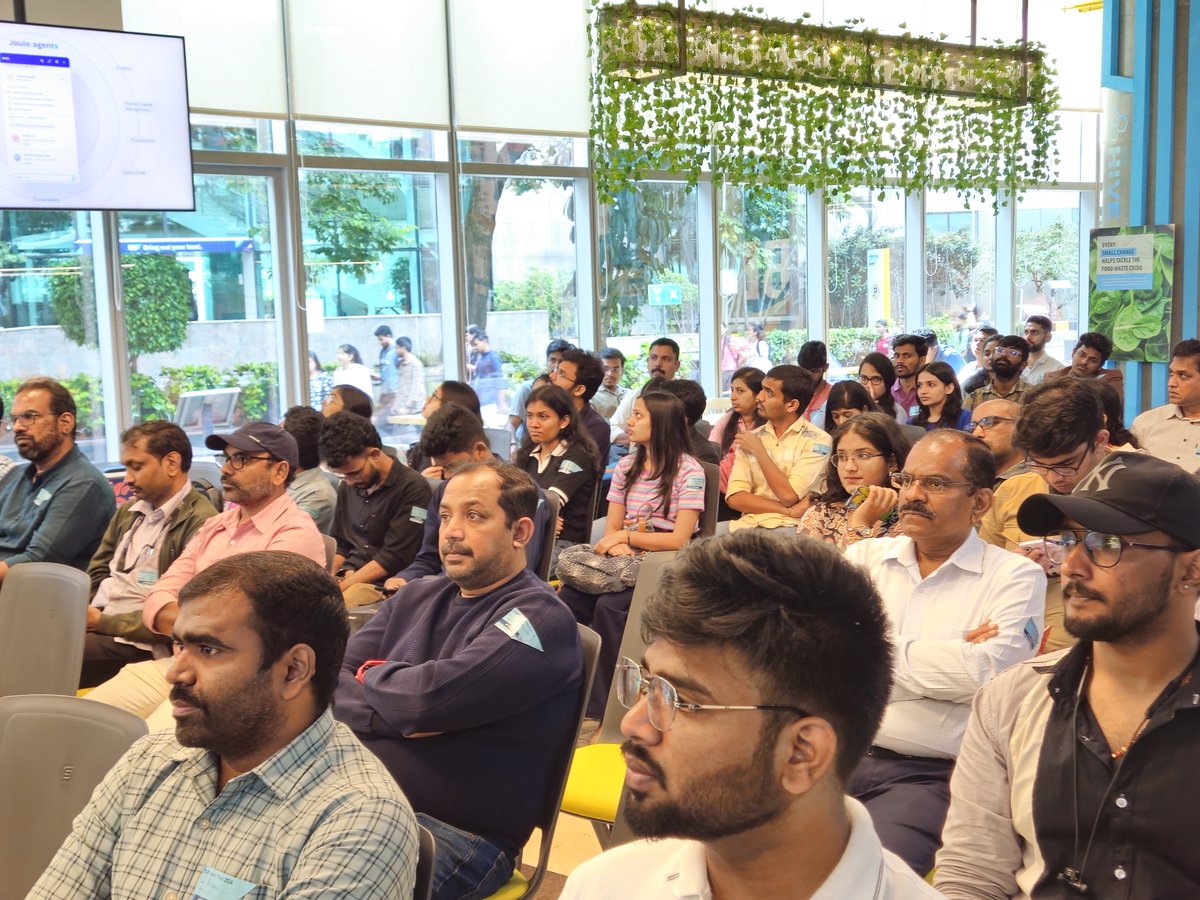 saplabsindia's tweet image. #sitBLR 2024 is buzzing with excitement! Our tech experts are showcasing #Joule #BusinessAI, Natural Language Processing, &amp;amp; other in-house innovations, demonstrating SAP&apos;s tech excellence and prowess. 🌟 #SAPInsideTrack
