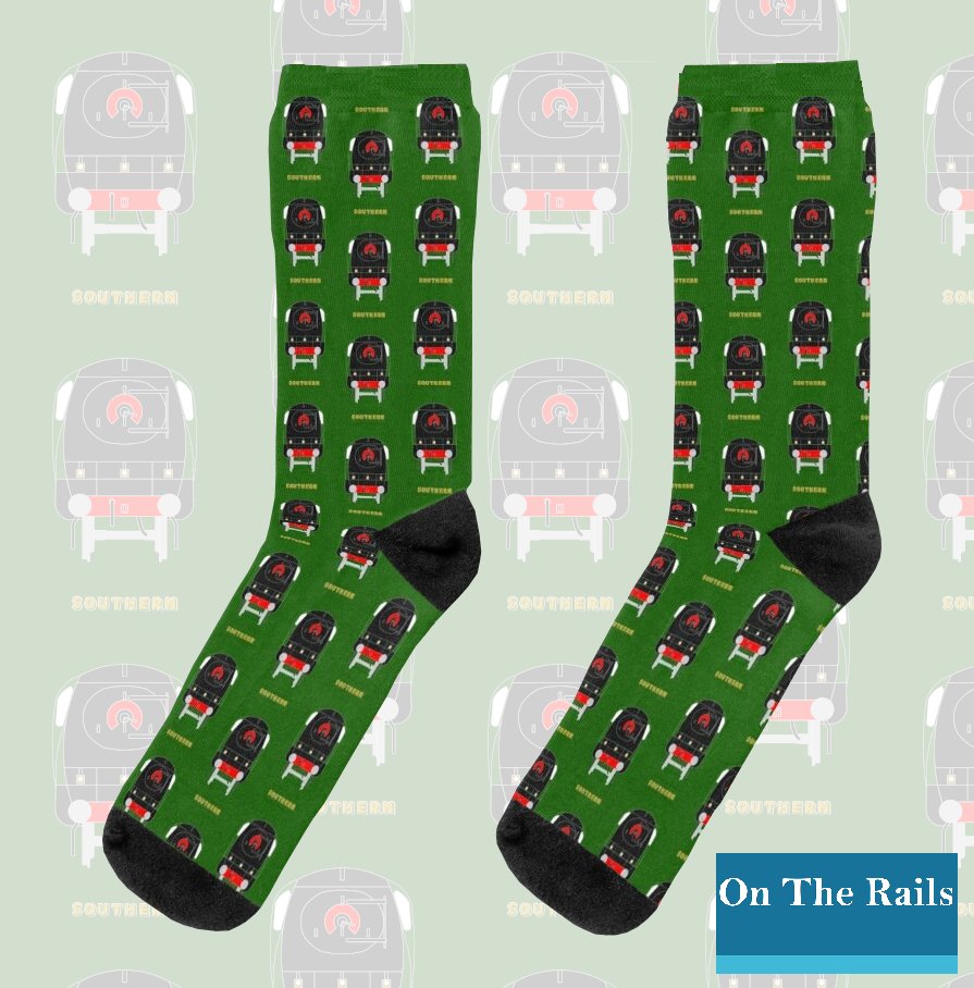 Ontherails2's tweet photo. We have 4 designs that celebrate the 'Big Four' railways companies.  We have the LNER (grey), LMS (red), GWR (yellow), &amp; Southern (green).

- £11.99 incl post
- one size fits all

#traina #steamtrain #railfans #mhhsbd #giftidea #ukgiftam #smallbizsatuk

https://t.co/U8qXIOosQ6 https://t.co/Qu5thsnPmB