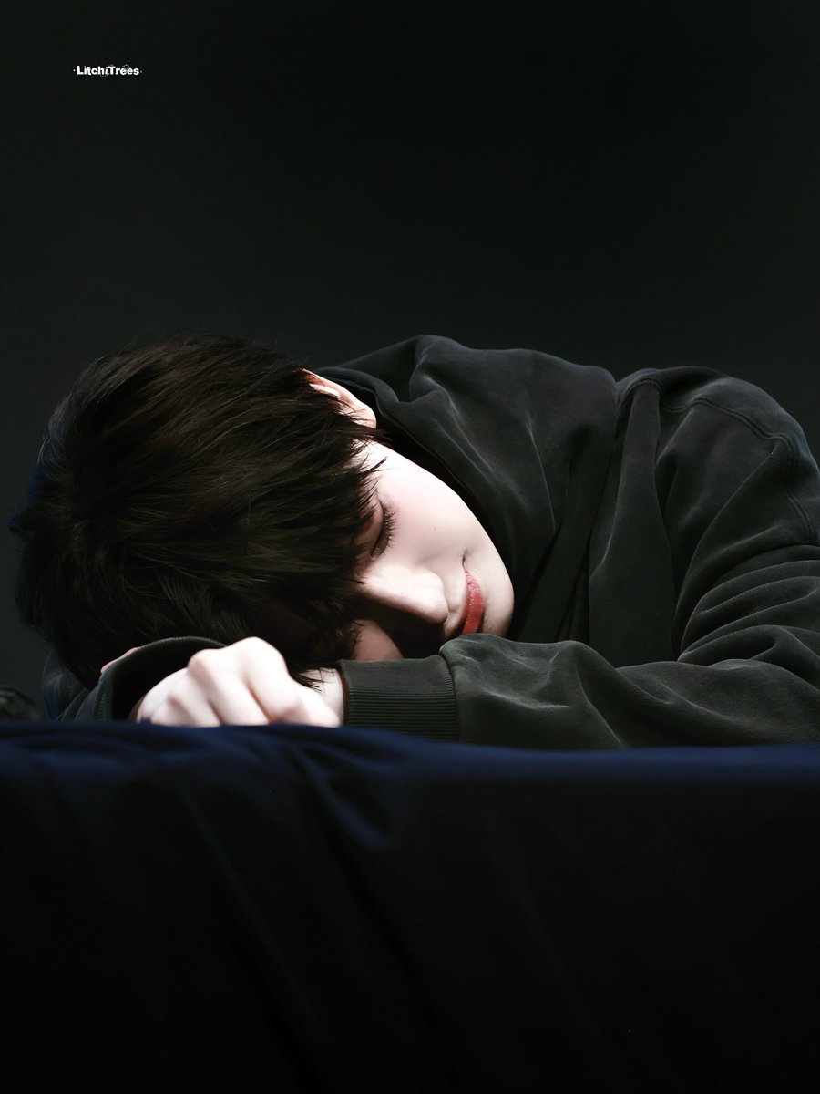 litchi_Trees's tweet photo. 241130
Sleeping beauty.

#SUNOO
#선우
#엔하이픈
#ENHYPEN https://t.co/JuMI0A1C8h