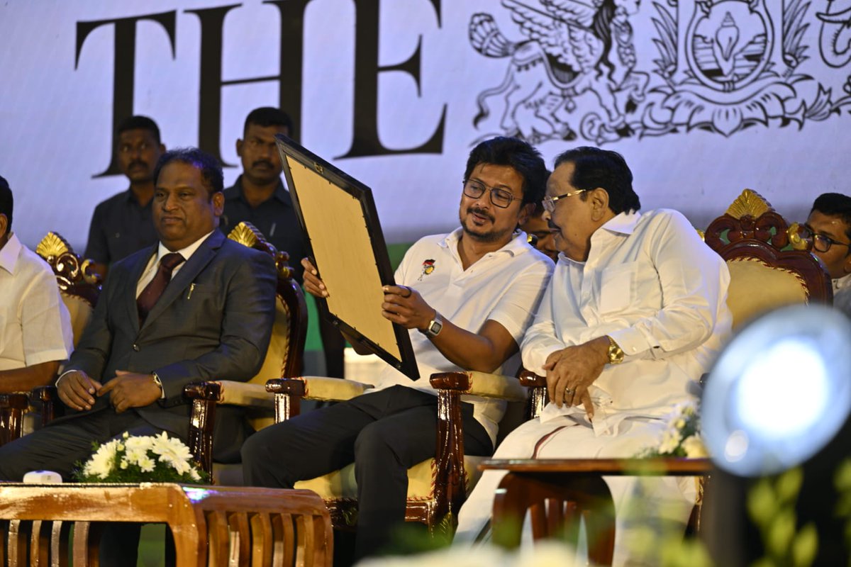 THChennai's tweet image. #TamilNadu Deputy CM #UdhayanidhiStalin inaugurates #HealthyIndiaHappyIndia, a joint project of @the_hindu and Naruvi Hospitals, in #Vellore on Saturday.
Photo: C. Venkatachalapathy (@venkathin)