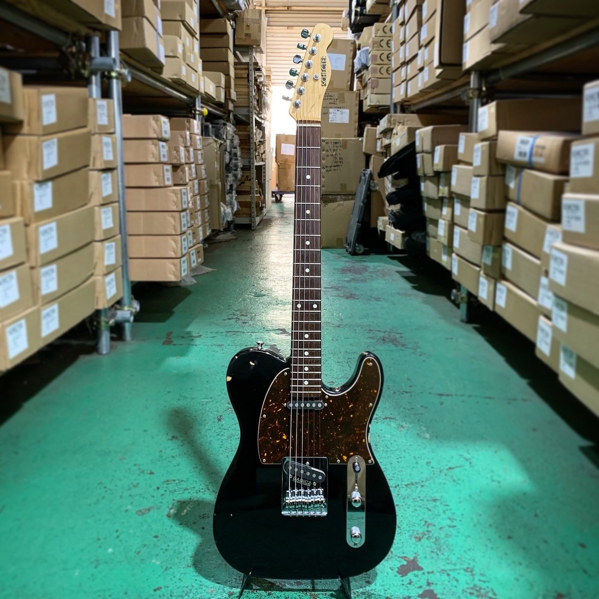 Schecter_JAPAN's tweet photo. SCHECTER JAPAN
凛として時雨/TK 使用ギター.

TK from 凛として時雨
TOUR 2024 Birth or Death中のTK氏のギターを調整しました。

#凛として時雨 #TK #tkfrom凛として時雨 #SCHECTER #SCHECTERJAPAN #シェクター https://t.co/gBotp5mKWf