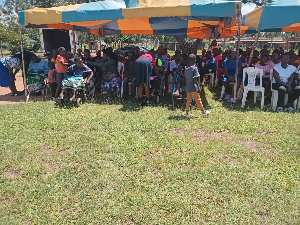 Kanduyisjc's tweet photo. Women with Disabilities gbv rate is double the rate compared to other groups, in partnership with other key stakeholders, we marked 16days of Activism which aimed at amplifying the leadership of women with Disabilities in context to climate change.
#UongoziTunaweza https://t.co/64ST5wnIN9