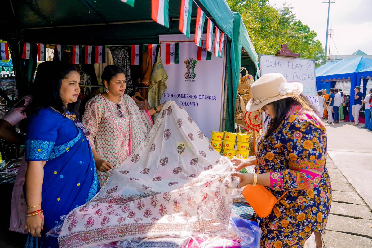 IndiainSL's tweet photo. Experience the vibrant culture of 🇮🇳!

Join us at @IndiainSL stall at the @MFA_SriLanka International Bazaar &amp; Cultural Extravaganza today @GoodMarket_ Colombo. Explore Indian traditions, food &amp; some exciting games.

#NariShakti #ViksitBharat2047 https://t.co/LD3aEaHxmU