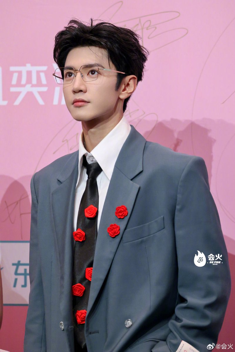 120724 : 2024 iQiyi Screaming Night 📸

Breathtaking visual 🥵💙

#ChenZheyuan #陈哲远