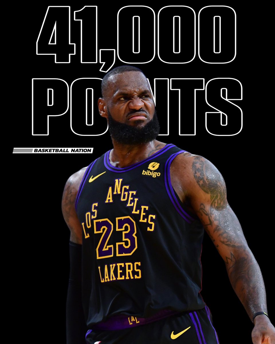 LeBron James à atteint cette nuit la barre des 41.000 points en carrière. 

▶️ 41.003 POINTS
▶️ 11.369 REBONDS
▶️ 11.219 ASSISTS
▶️ 2.291 INTERCEPTIONS
▶️ 1.124 CONTRES

👑🐐