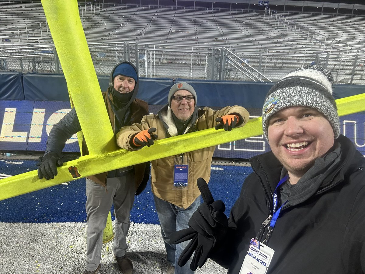 JohnMarkKrum's tweet photo. What a night with all these TV broadcast  legends! Captured and made some beautiful and perfect TV tonight. We documented some incredible history in Boise today! So proud of Fox and all the locals! https://t.co/gcaNlqjaUg