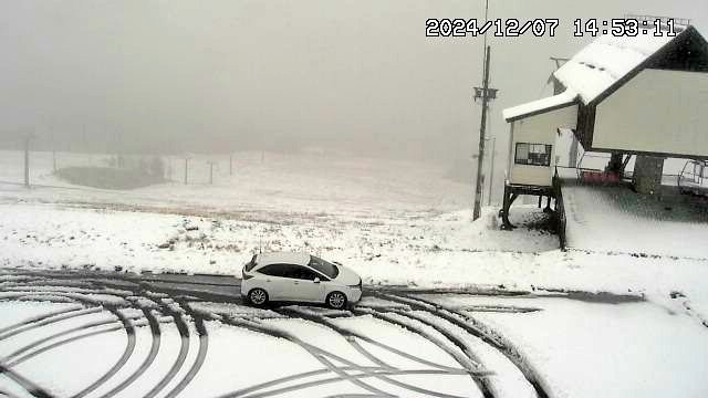 kunaicyou's tweet image. スキー場は5cm程の積雪でした。

車で登って来られるのは今シーズン最後かな

144MHzDMR &amp;amp; 430MHzDMR
JH9XXF M5/M5

DCR
とやまST228

実験交信にお付き合い頂きありがとうございました！
FBな週末を♪

#デジ簡
#アマチュア無線 
#DMR
#牛岳温泉スキー場