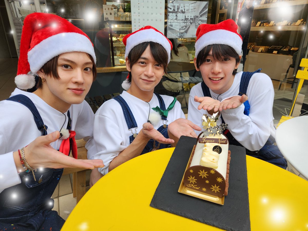 kakueki_ex5's tweet photo. 本日の🚞🖍
#カクエキフォト 📷

#ジュニア
#美少年 #AmBitious
#阿達慶 #佐藤龍我 #藤井直樹
#那須雄登 #岸蒼太 #浦陸斗 https://t.co/mQ5n5XFnS6