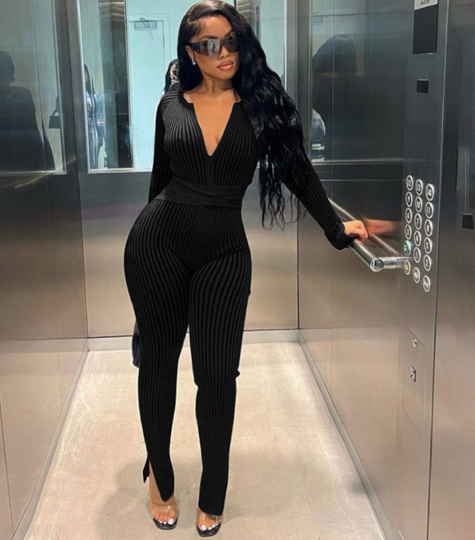 Tolexycollecti1's tweet image. New in:
Size: s m l 
Price:20000
#pagesbydamicommerce 
#flutterwavecommerce
@_DammyB_ @UnclebeeOla @modela__jane @TheAjibolaGrey @AanuoluwapoAd17