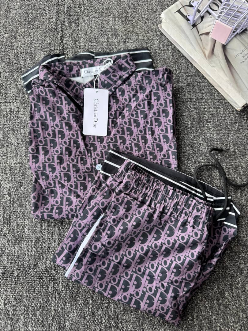 Tolexycollecti1's tweet image. New in:
Size: m l xl xxl xxxl 
Price:39000
#pagesbydamicommerce 
#flutterwavecommerce
@_DammyB_ @UnclebeeOla @modela__jane @TheAjibolaGrey @AanuoluwapoAd17