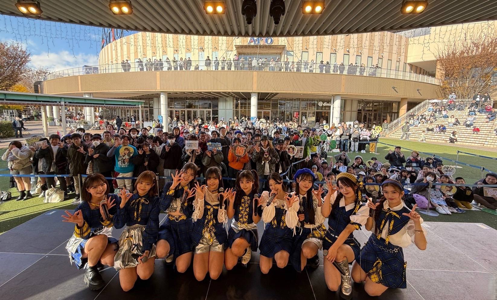 GeLnevNakAAg-L-?format=jpg&name=large