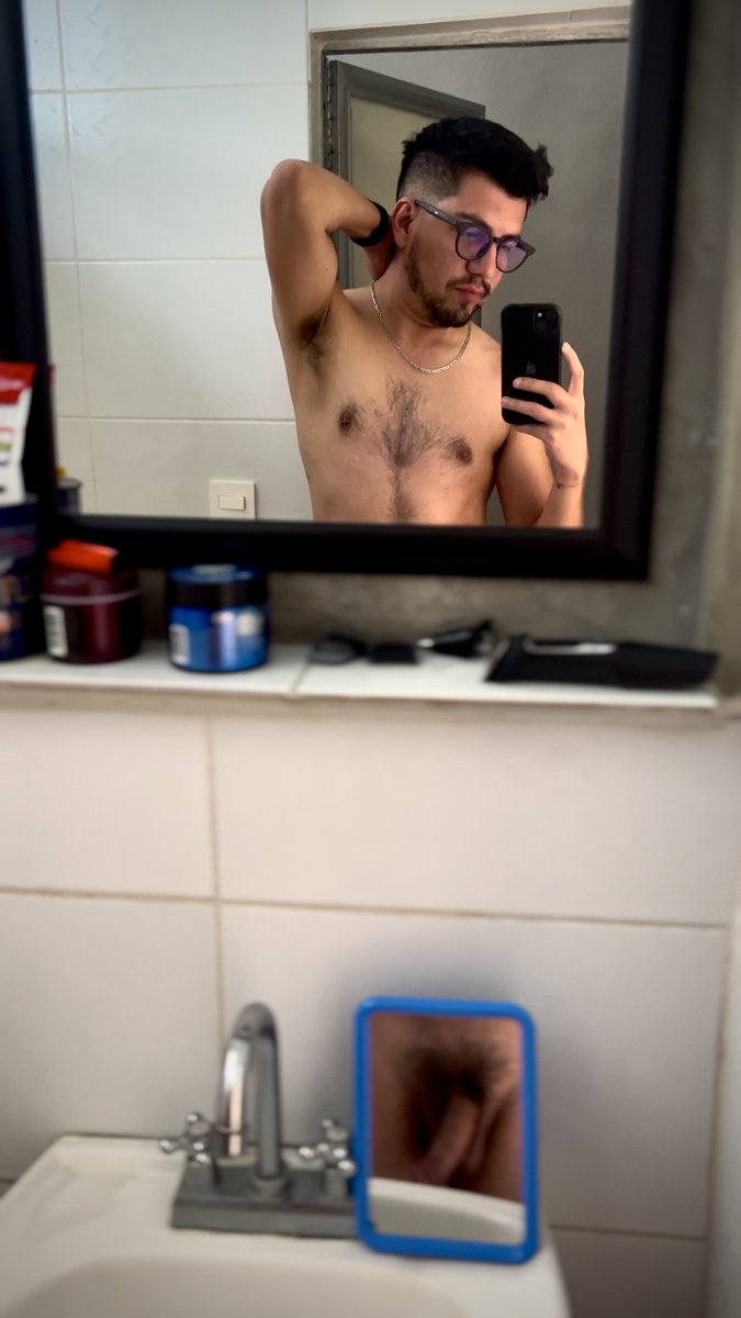 ¡Buenos días, gays! ☀️

Amanecí de buenas y va un descuentazo en el canal de Telegram 🔞. Info al DM 😏