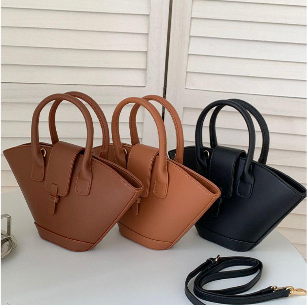 Tolexycollecti1's tweet image. New in:
Size: midi
Price:32500
#pagesbydamicommerce 
#flutterwavecommerce
@_DammyB_ @UnclebeeOla @modela__jane @TheAjibolaGrey @AanuoluwapoAd17