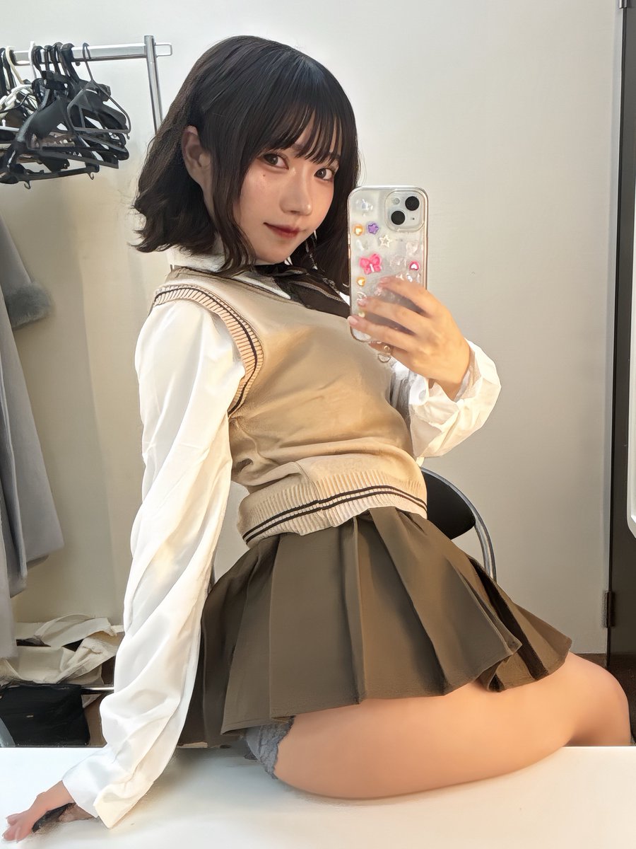 izuchi_nono's tweet photo. なんの勉強したい？ https://t.co/lCMj0bPscQ