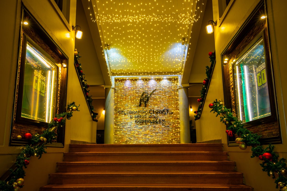 watotochurch's tweet photo. 🎄 Christmas is in the Air! 🎄

Join us at Watoto Church as we celebrate the joy and wonder of the season together. 
Find a campus near you: https://t.co/Hw535exmzp.
#ALightHasDawned #ChristmasCantata https://t.co/vcRMdrWAYm
