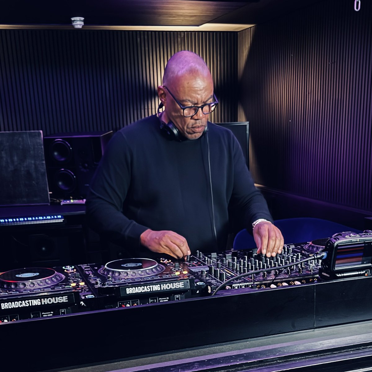 Check out this DJ mix from <a href="/teddpatterson/">Tedd Patterson</a> recorded recently at Defected Broadcasting House. 80 minutes of deep house straight from NYC &gt;&gt; youtu.be/YCJkctpT59M