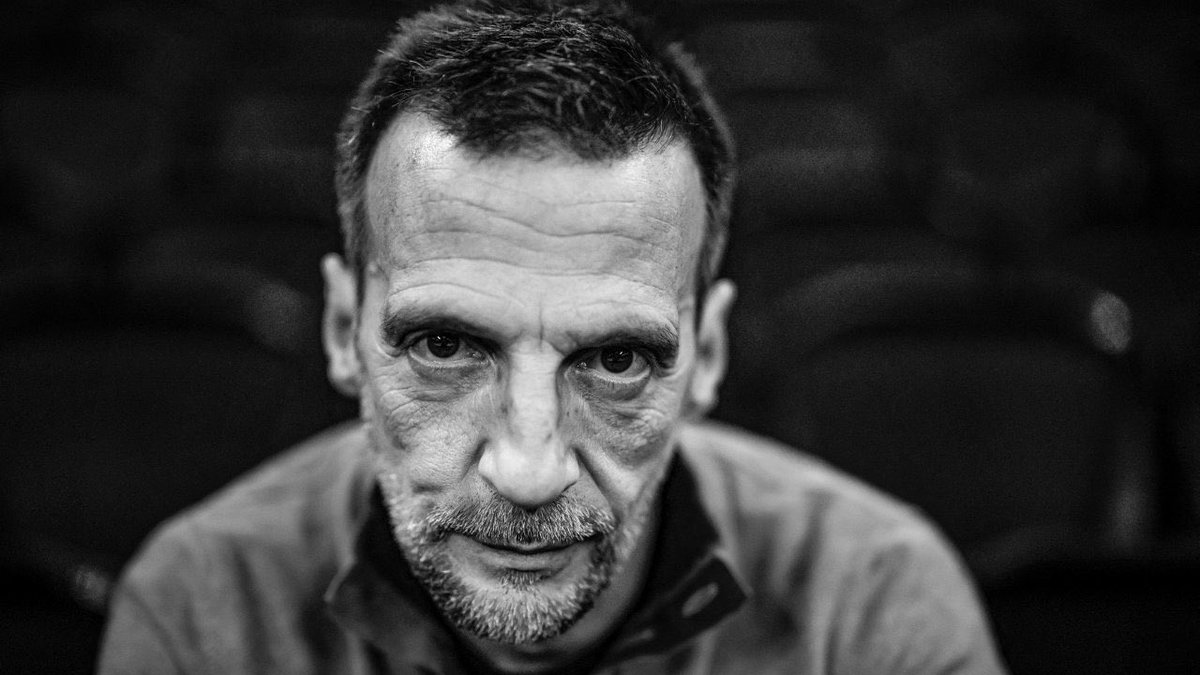 Anne_deProvence's tweet photo. J’en connais un qui va avoir « la Haine »! 
Les 200 millions dans ton luc, Kassovitz!
#vincentbollore 
#C8 
@Arcom_fr https://t.co/OFgfEfVSnY