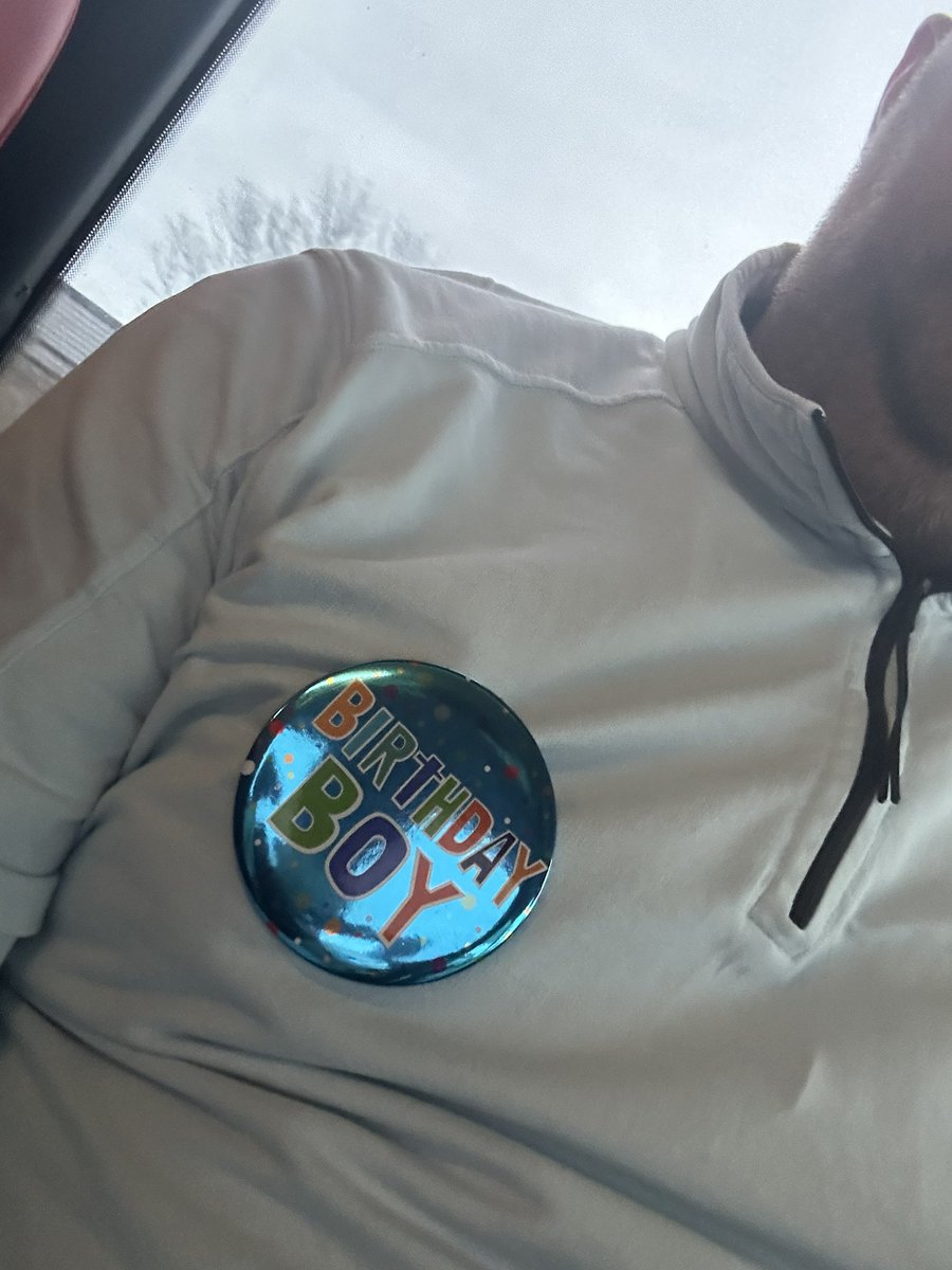 Kipper0610's tweet photo. When ya get a badge for ya birthday on route to Brentford ⚽️⚽️ #hwtl https://t.co/B1hRAZXkVa