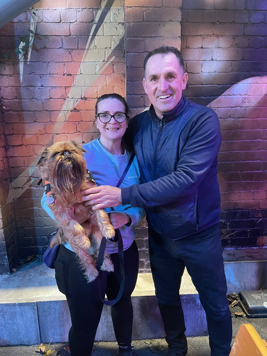 Bidlar's tweet photo. When my mad dog met THE mad dog @MartinAllen1965 @MagpieCirclePod https://t.co/lgoXCBjdby