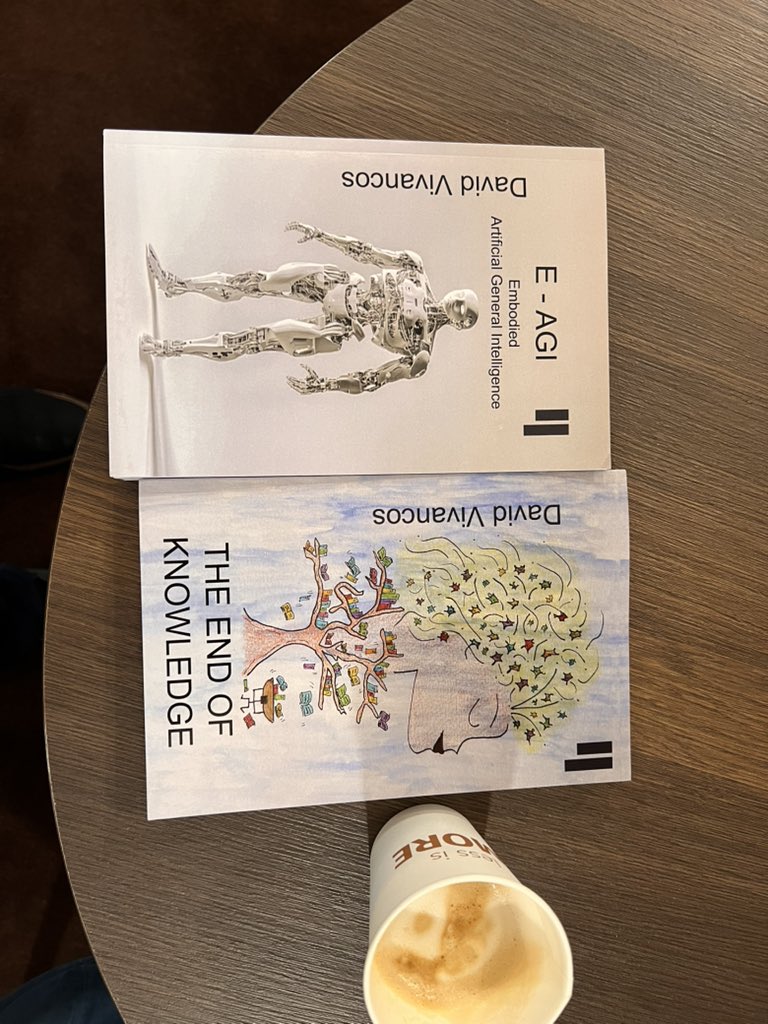 #FWYK AGI edition of the <a href="/VivancosDavid/">David Vivancos - e/acc</a>  book. 
I love the $QUBIC logo on them