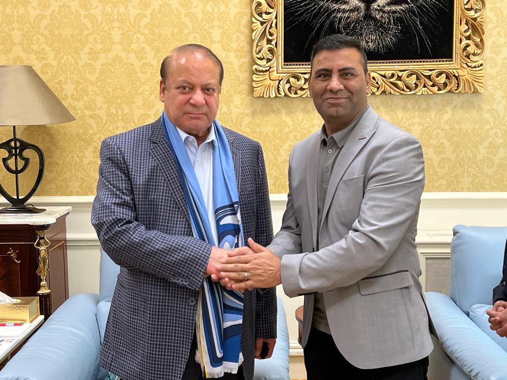 Ahsan YAQUB (@yaqub23260) on Twitter photo میں اور میری پوری ٹیم وحید نزیر بھائی <a href="/WaheedN15/">Waheed Nazir</a> سینئر وائس صدر یوکے منتخب ھونے پے مبارک باد پیش کرتے ھیں ، بے شک وحید بھائی پی ایم ایل این اور میاں سے محبت میں جتنی قربانیاں ھین وہ کسی عہدے کی محتاج نہی
<a href="/ShakirQureshi/">ShakirQureshi</a> @AtharSaleem01 <a href="/naveedahad5/">Naveed Ahad</a> <a href="/imransaeekhan/">Imran Saeed Khan</a> <a href="/PMLN_GERMAN/">PML(N) GERMAMY</a> میں اور میری پوری ٹیم وحید نزیر بھائی <a href="/WaheedN15/">Waheed Nazir</a> سینئر وائس صدر یوکے منتخب ھونے پے مبارک باد پیش کرتے ھیں ، بے شک وحید بھائی پی ایم ایل این اور میاں سے محبت میں جتنی قربانیاں ھین وہ کسی عہدے کی محتاج نہی
<a href="/ShakirQureshi/">ShakirQureshi</a> @AtharSaleem01 <a href="/naveedahad5/">Naveed Ahad</a> <a href="/imransaeekhan/">Imran Saeed Khan</a> <a href="/PMLN_GERMAN/">PML(N) GERMAMY</a>