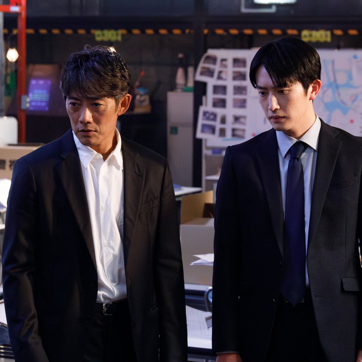 mezamashimedia's tweet image. 本日21時~
ドラマ『#オクラ ~迷宮入り事件捜査~』第10話
愁(#観月ありさ)が狙撃される!?
利己(#杉野遥亮)はとあるビルの屋上で
ライフルを所持する幾多(#橋本じゅん)がいて…
▶️mezamashi.media/article/155311…
@okura_fujitv #ドラマオクラ
#反町隆史 #白石麻衣 #前田旺志郎 #有澤樟太郎…