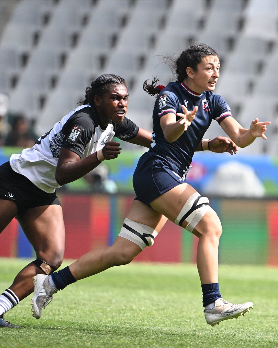 Kicking off the #HSBCSVNSCPT in style. 🏉 The women’s teams are setting the bar HIGH.

#HSBCSVNS | #ItsAWholeVibe