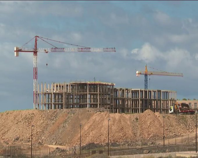 🔴 Ayer el #Telenoticias1 de <a href="/RTVCes/">RTVC</a> reunió 72.000 ESPECTADORES ÚNICOS (AA).

🗣️ El espacio informativo firmó el 12.5% de cuota de pantalla y 43.000 espectadores de audiencia media. 

#Audiencias 📺📊