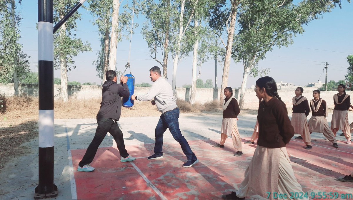 Karate Coaching" in GSSS SHER SINGH WALA, FARIDKOT. 
Today I tried to play Karate.
Karate is a Japanese martial art that involves hand-to-hand combat without weapons. The word comes from the Japanese words kara, meaning "empty", and te, meaning "hand".
#karate 
#games 
#sports