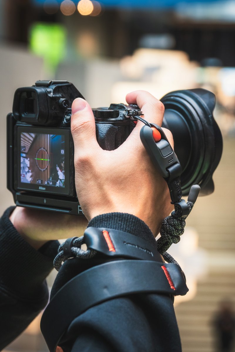 PGYTECH_global's tweet photo. Light as air, strong as ever! The Camera Shoulder Strap Air is suitable for quick and comfortable camera access on the go. 📸✨
#pgytech #outdoor #camerastrapair #shoulderstrap #photography #videography #adventureready #sony #canon #dji #insta360 #gopro https://t.co/5l2AN7zZEf