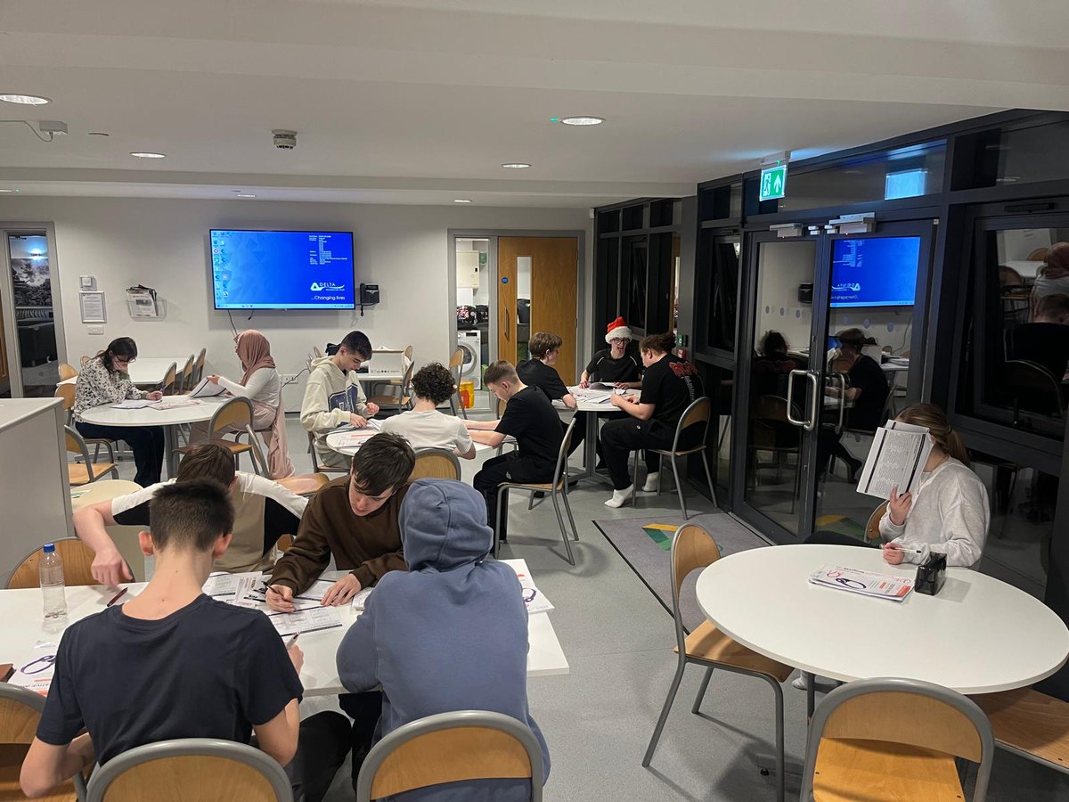 SerlbyPark's tweet image. Our Y11 iMedia and Sport Science groups are up in @DeltaDallowgill this weekend revising hard for their January exams #RevisionWeekend