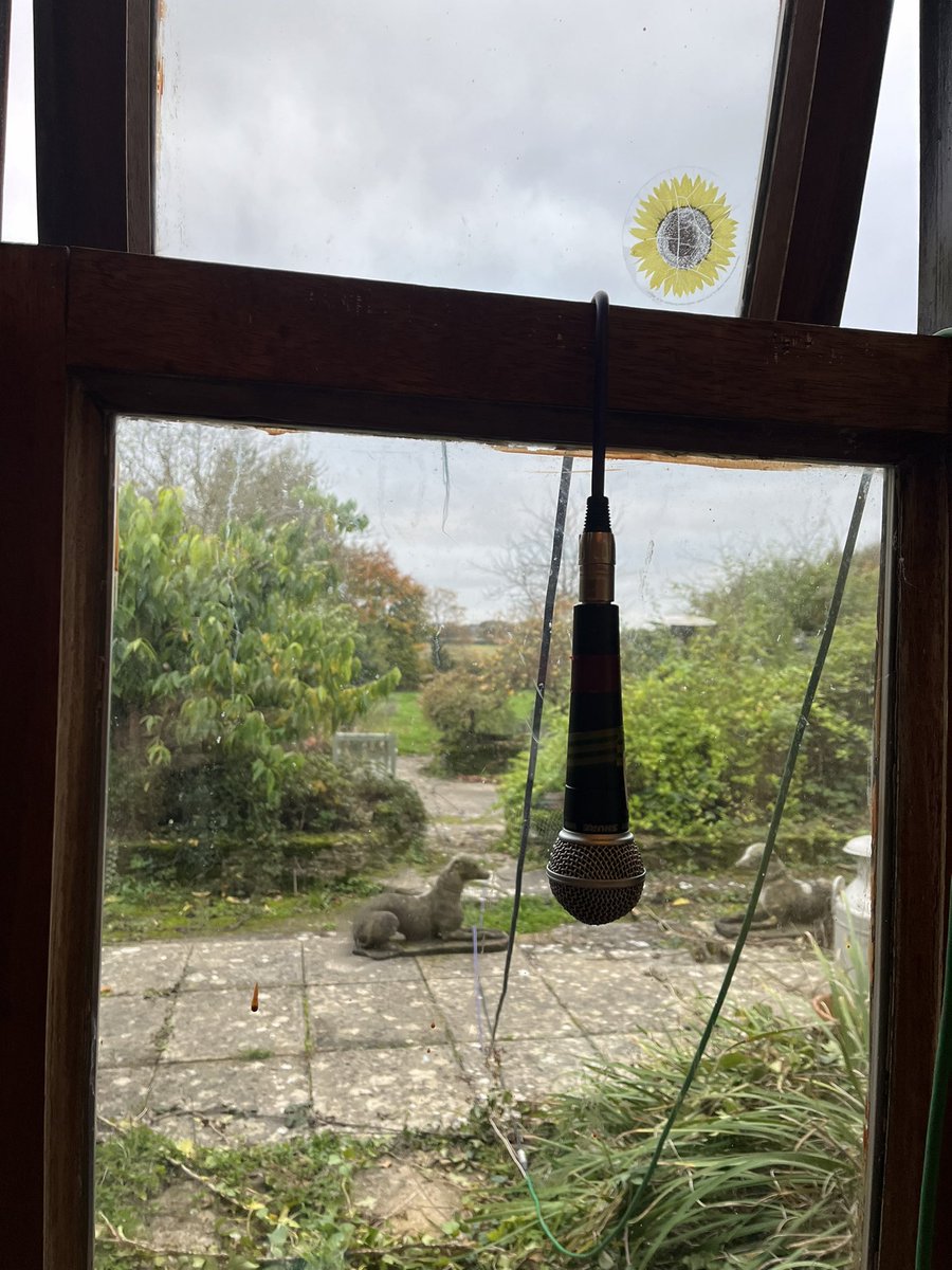 We’re a small little band who have had a quiet year, but it blows our minds to know that people are listening to us all around the world. (Shout out to this one mega fan in Brussels!) Swipe for a few sneaky shots hinting at what might be coming next year…
Keep it civil. CVx