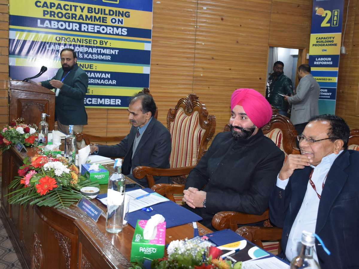 Labour Commissioner, J&K tweet media
