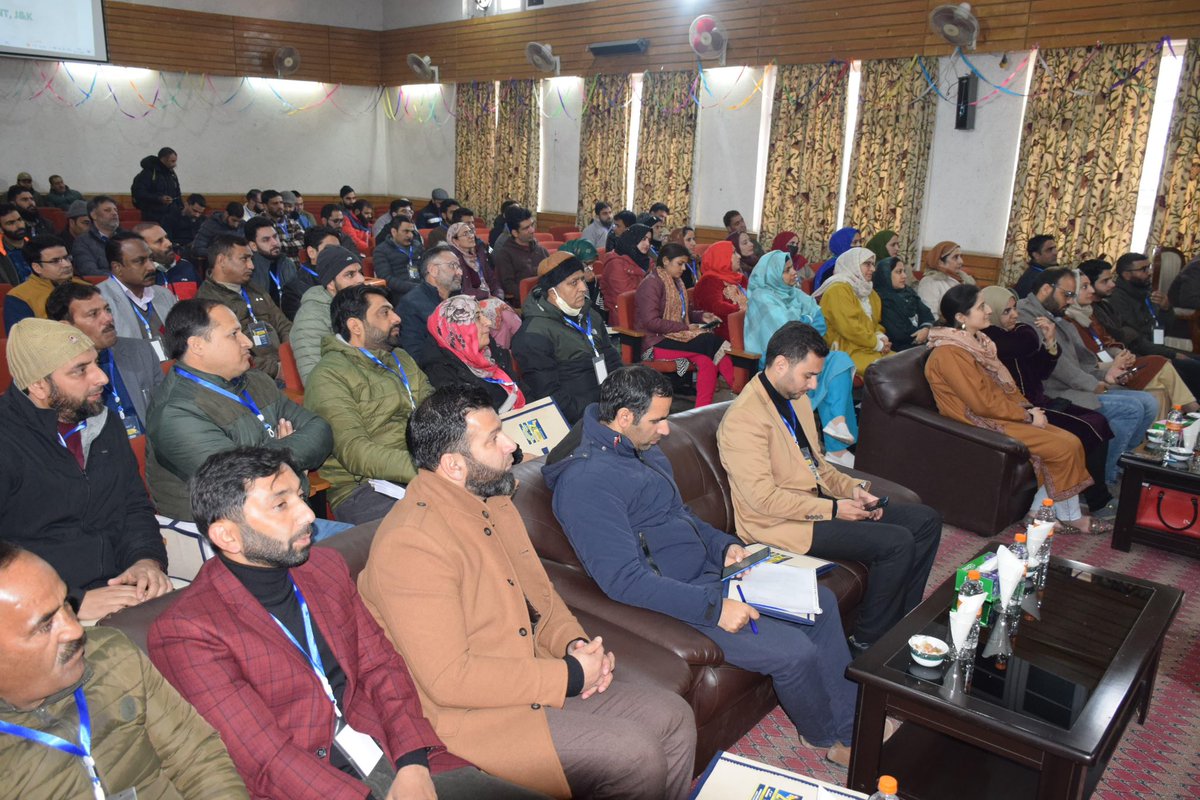 Labour Commissioner, J&K tweet media