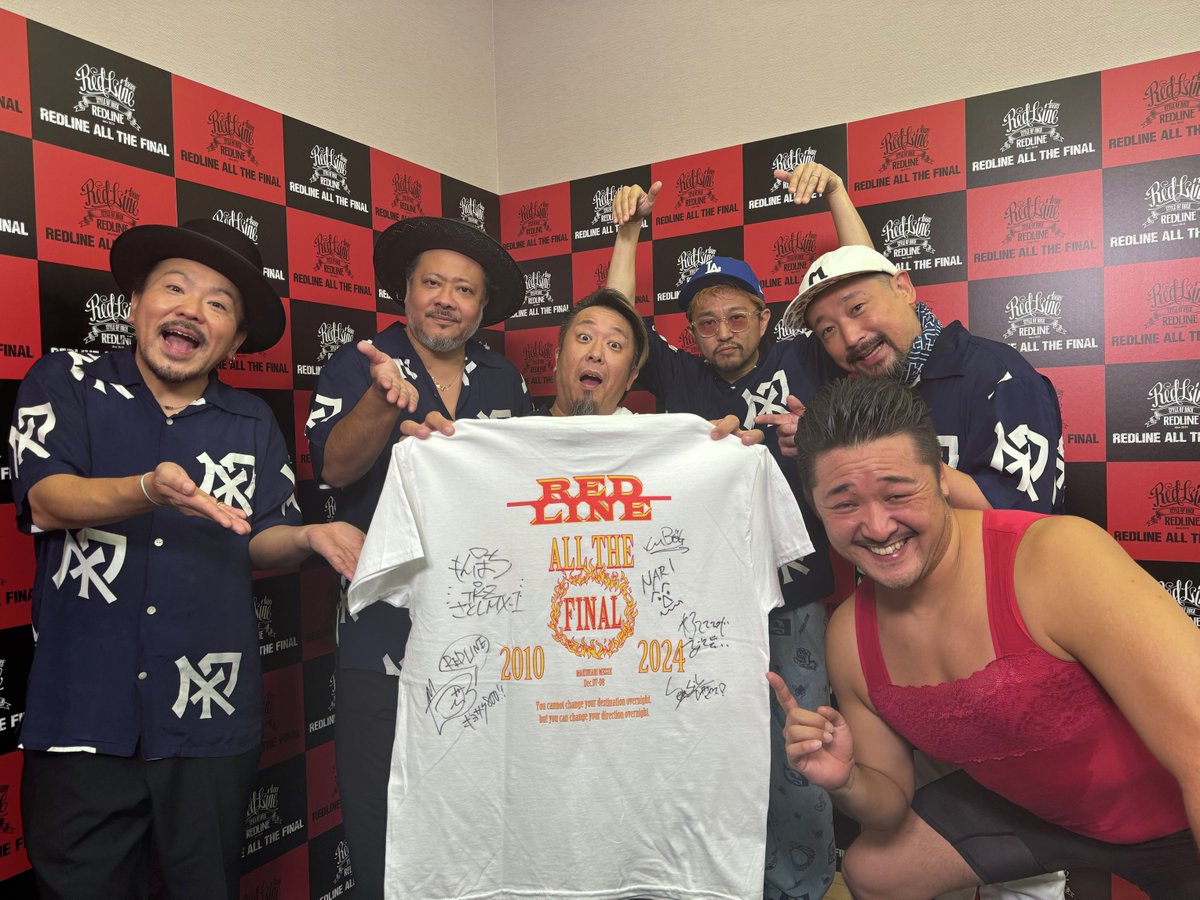 DAMch_Official's tweet photo. ▶▶ #REDLINE_DAM ◀◀

REDLINE ALL THE FINAL🔥
現地よりプレゼントキャンペーン！

【MONGOL800】
サイン入りTシャツが抽選で1名様に当たる⚡

◆参加方法
①@REDLINE_TOURと@DAMch_Officialをフォロー
②この投稿をリポスト

◆締切
12/18

@MONGOL800_info
#MONGOL800 #モンパチ https://t.co/bljkpUAyai