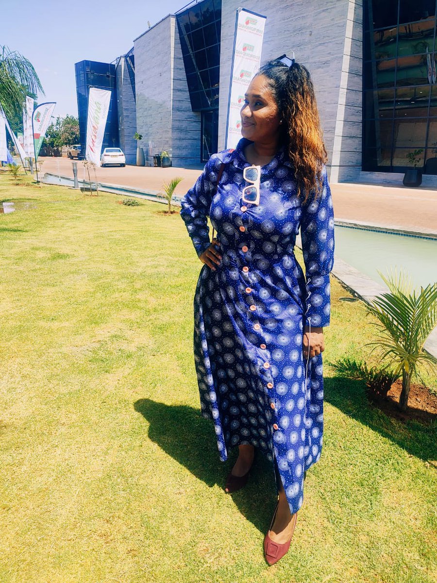 cathymalejane's tweet photo. It's that time of year:: festive, wedding and party season. Allow me to share a plug for your attires....Funky Resy will assure you look gorgeous by crafting your outfit to the tee!
#CathyMalejane #RadioJournalist #PublicSpeaker #Podcaster #MC #BrandAmbassador #BusinessAnchor https://t.co/IeZ8pTgh5b