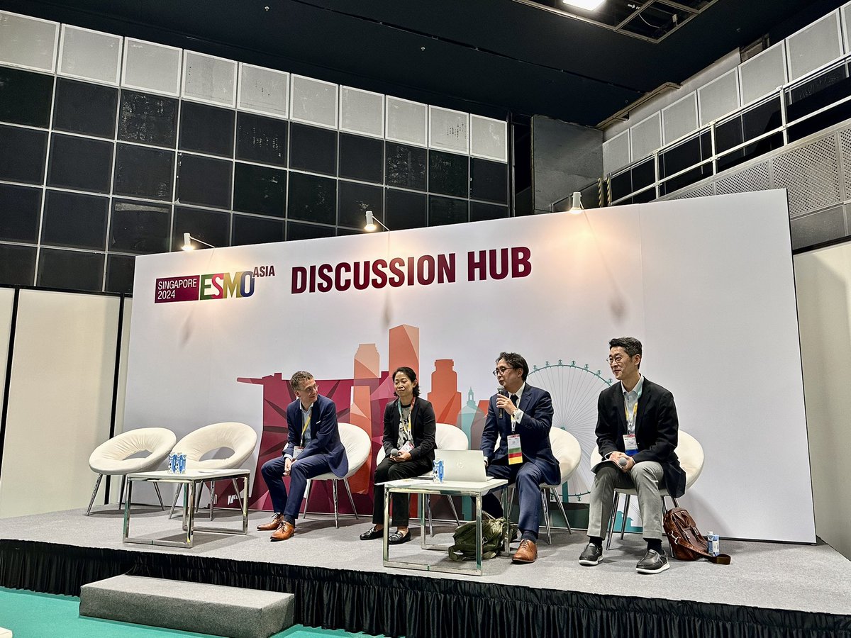 DrMLChua's tweet photo. #ESMOAsia24
Great discussion on Anaplastic thyroid cancer happening at discussion hub @kiyota_naomi
Excellent sharing to hear about convergence of #West and #East practice leveraging on combo IO, TKI and great to hear that #Radiotherapy is still in vogue! #QUADCHECK 😜@DrGopalIyer @danieltanmd