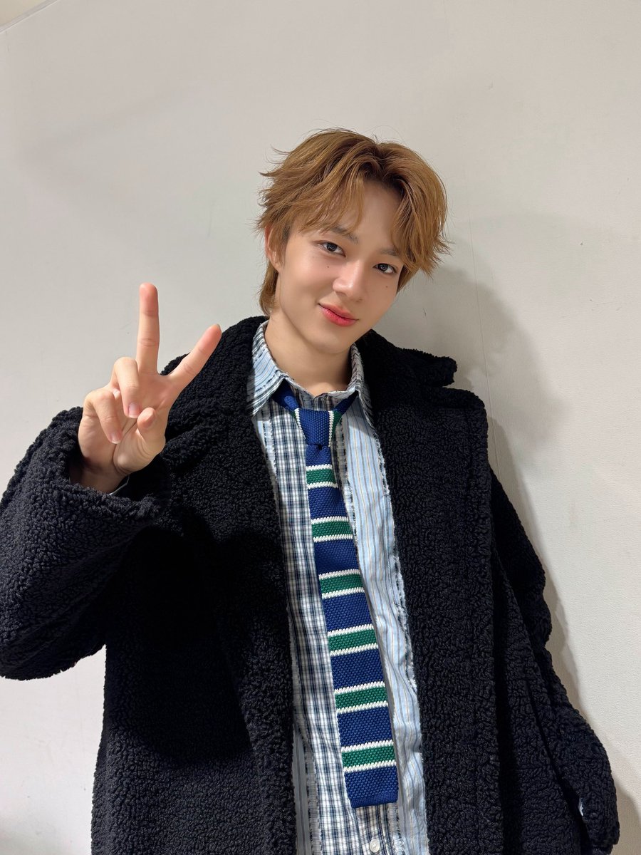ลุควันนี้น่ารักมากเลย 🤩

#1stDateMeetingxNuNewD2