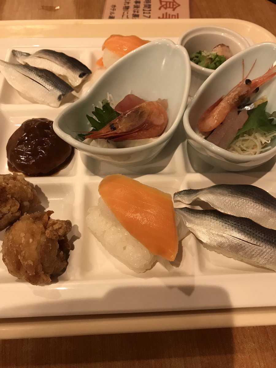 tonpoon615's tweet photo. 目的地に到着
好きな物を好きなだけ
いただきます😊 https://t.co/L2oJgY0gKl