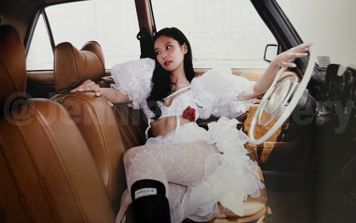 jennie pics tweet media