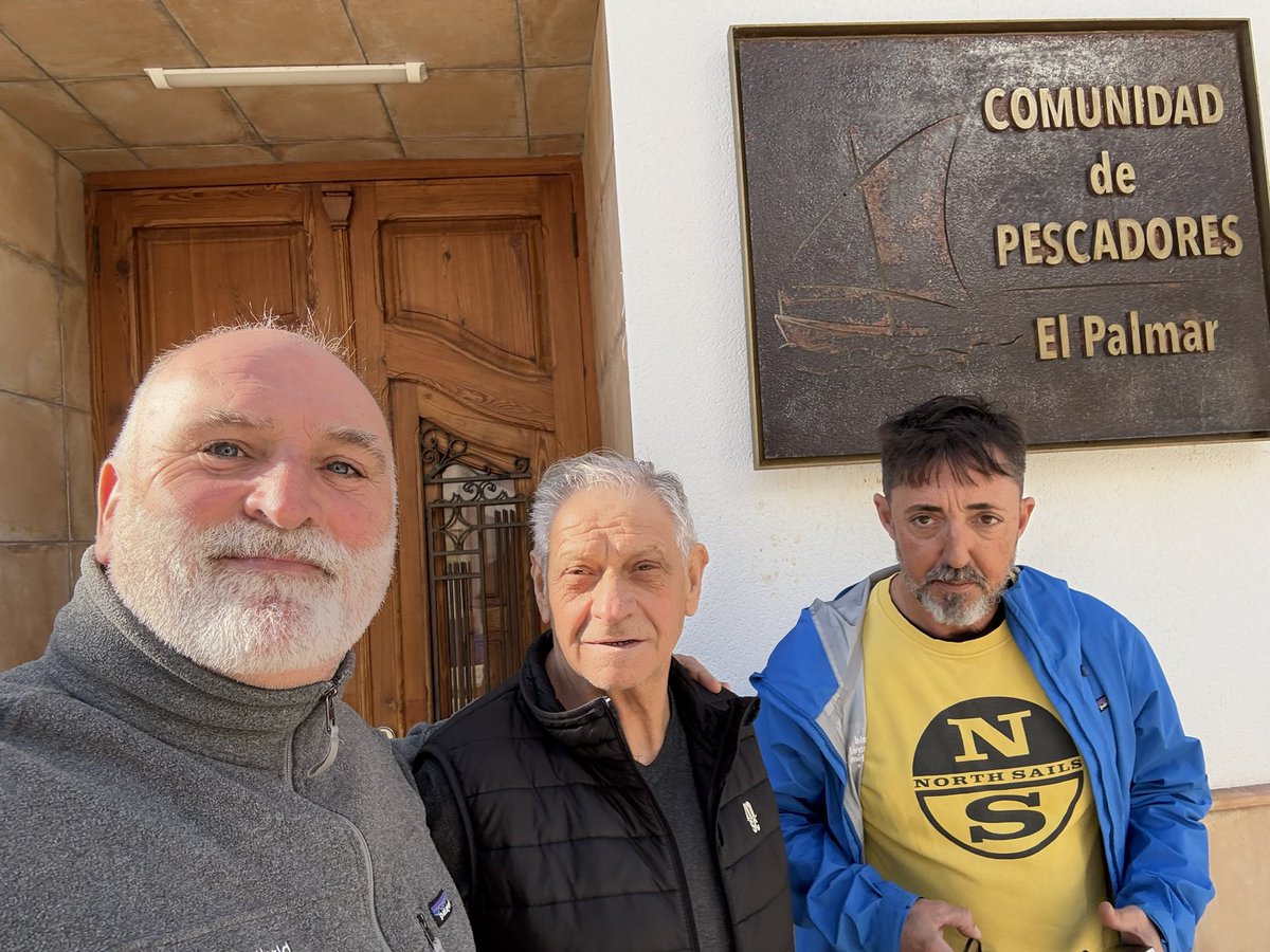 chefjoseandres's tweet photo. Hoy hemos visitado a José Caballer Torrent, Presidente de la Comunitat de Pescadors de El Palmar con unos 50 pescadores. Al no poder pescar los últimos 40 días les vamos a apoyar económicamente con 100 mil euros  @LTFund Mejores noticias es que mañana ya les van a dar permiso para volver a pescar…#ValenciaxValencia