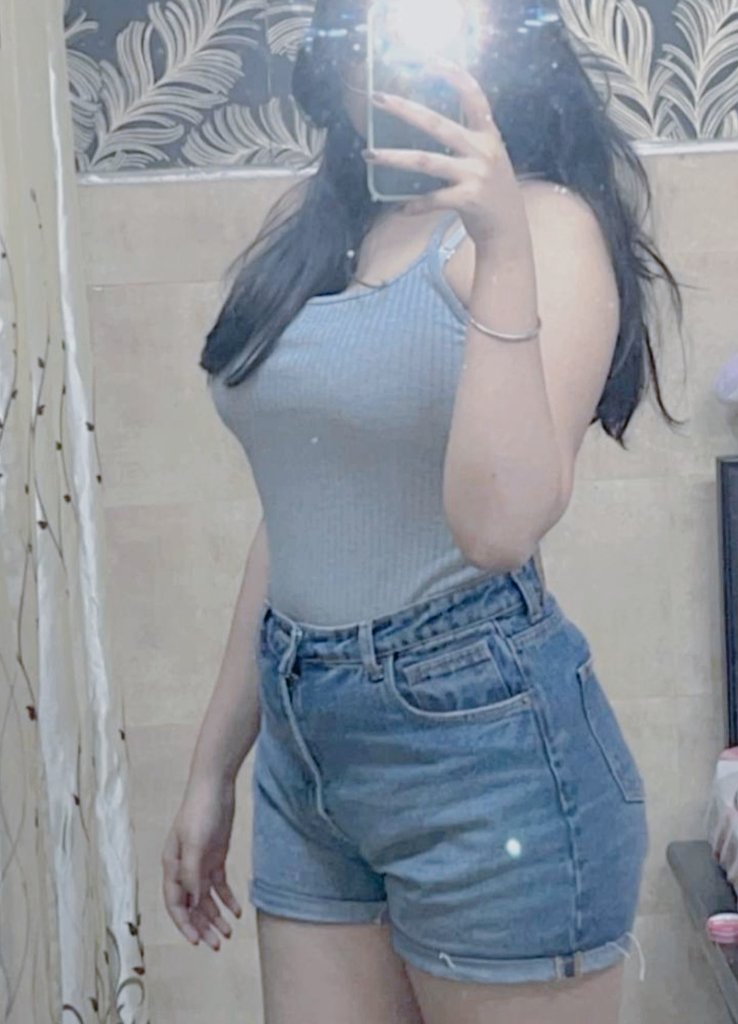 ذاب حبڪ بصدري مثل ذوب الرغاه
وسـط طاسة حليبً طعمها سڪري

😴❤

#كلام_من_القلب