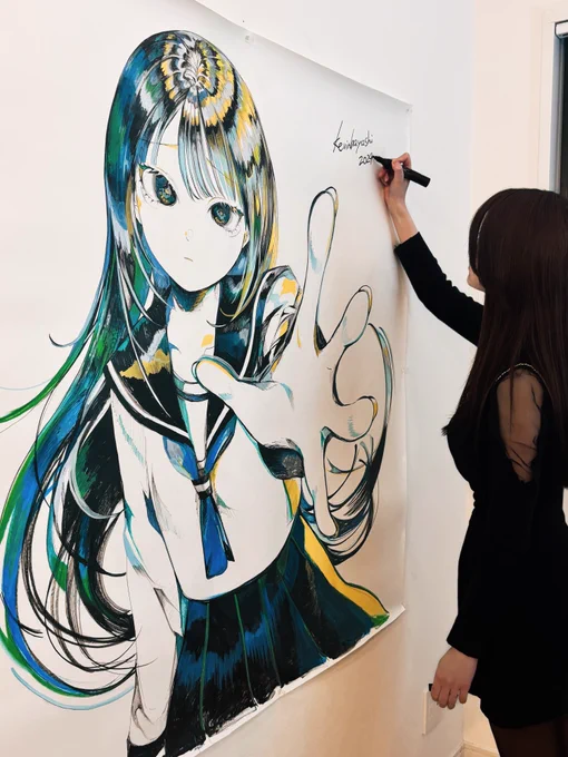家の壁で描きました 