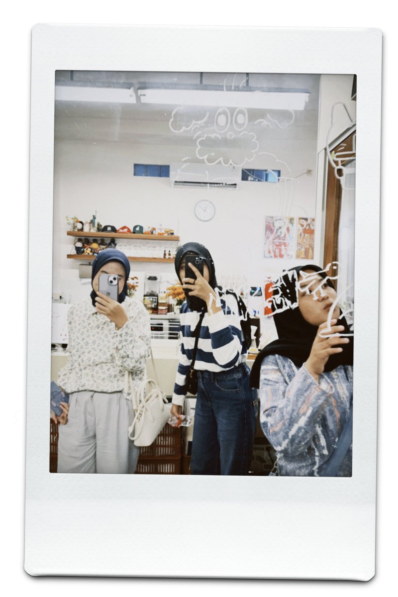 farah (@duckydonut) on Twitter photo 
