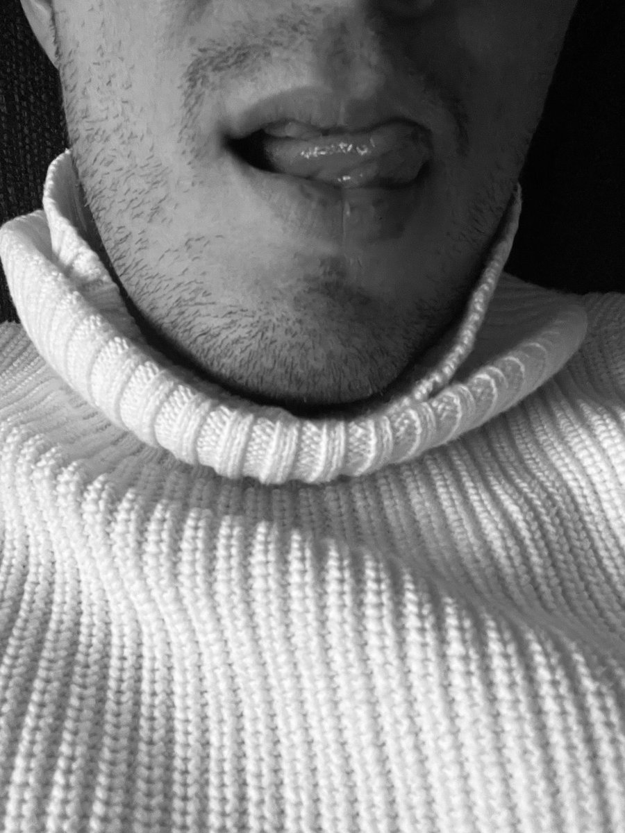 _Myonlypack_'s tweet photo. @BroTimeXL @HotGuyZone @puphawaii1 @purelygayporn @Dudes4Dudes @xxx_men_pt @GuyBriz Meine Zunge wartet schon🤤 https://t.co/HTbhxD8aYm