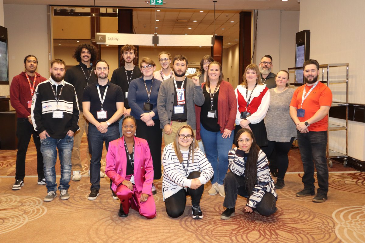 UniforTheUnion's tweet photo. Young workers met this morning before the second day of #ORC2024 and contributed feedback about their conference held last month in Toronto. They also discussed how workers under 35 can continue to show solidarity and continue their activism in and out of workplaces.
#canlab https://t.co/j8nUnOfqGj